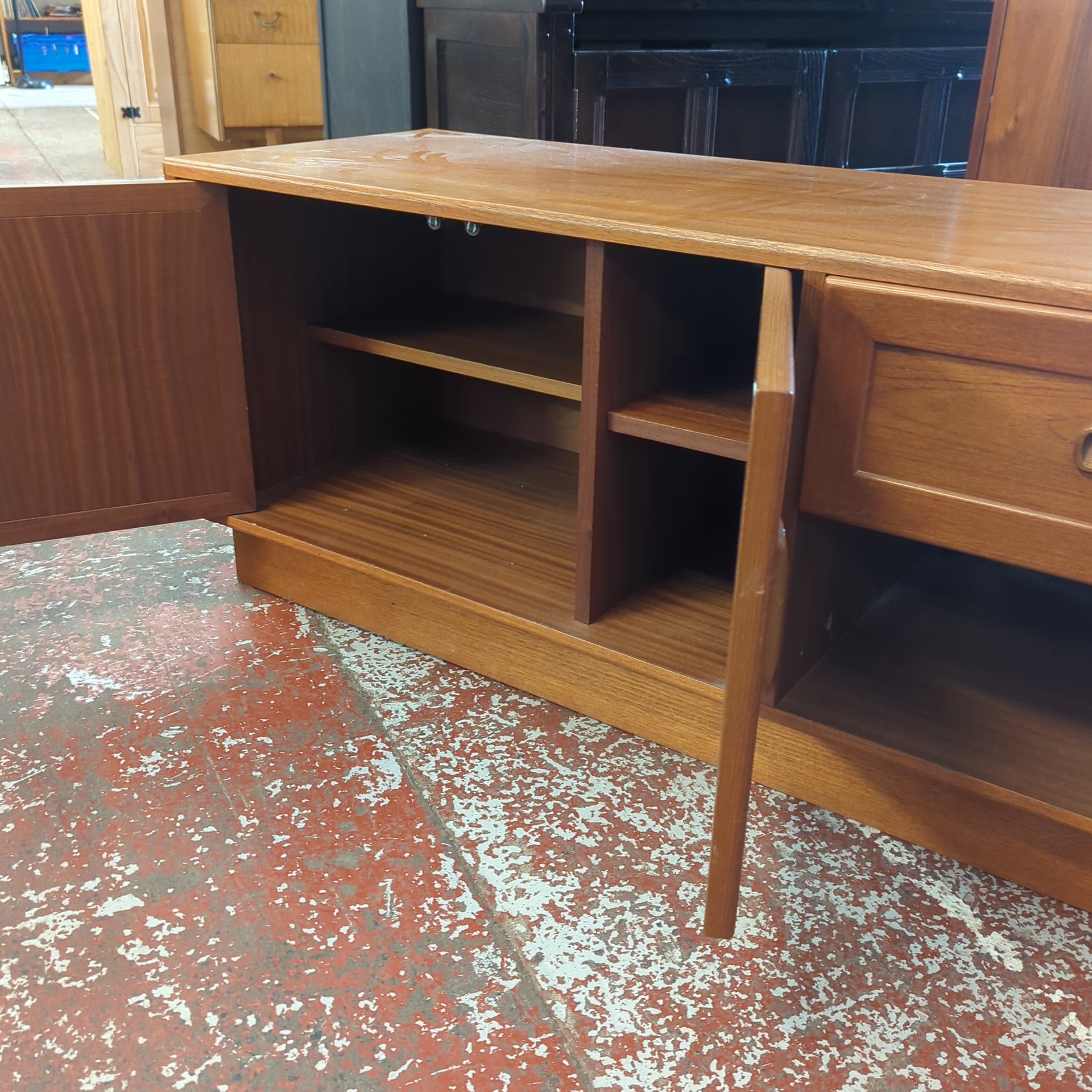 TV Unit